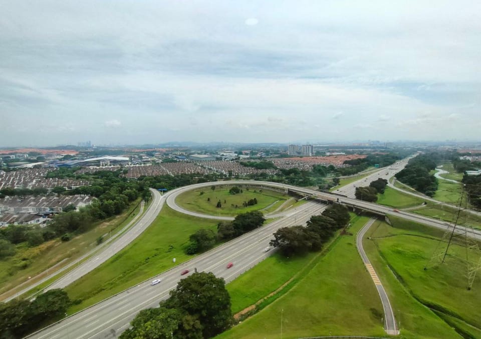 Day, Natural landscape, City view, Street view, Location