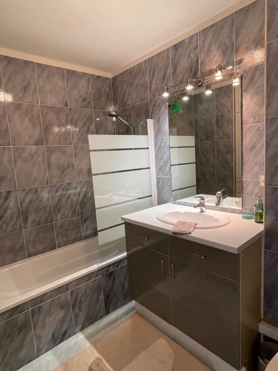 Shower, Bathroom, Bath