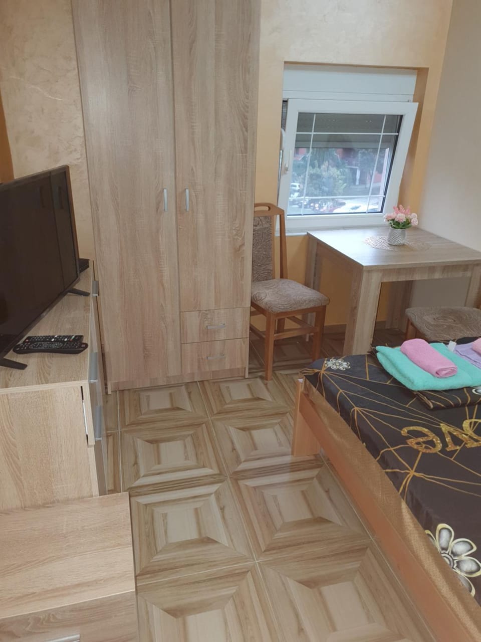 Small cute doublebed room A4 in Pančevo Apartment in Vojvodina