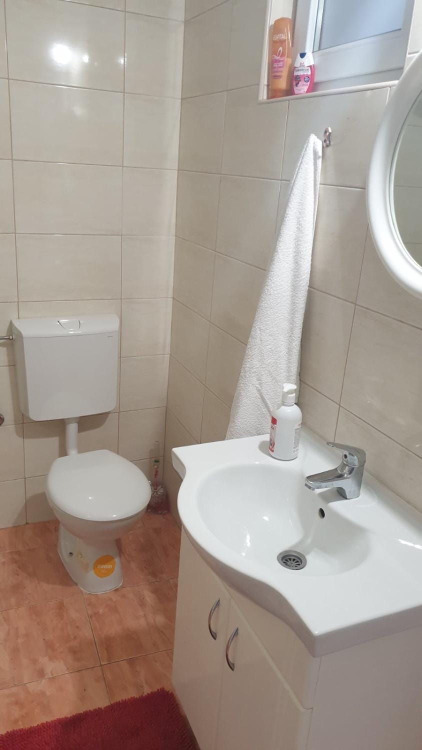 Toilet, Bathroom