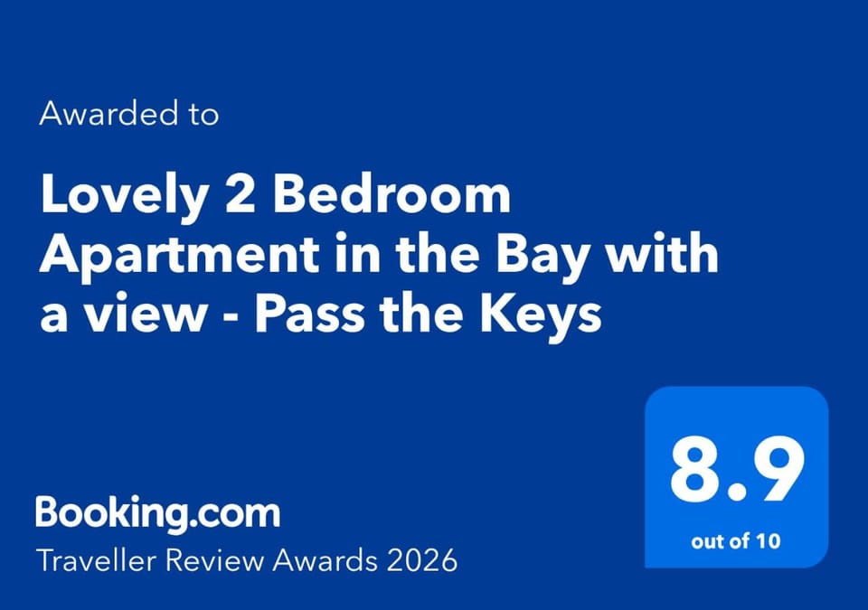 Lovely 2 Bedroom Apartment in the Bay with a view - Pass the Keys Apartment in Cardiff