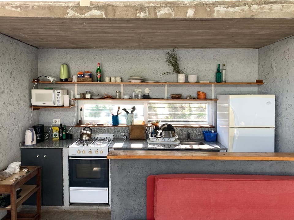 Kitchen or kitchenette, oven, pet friendly
