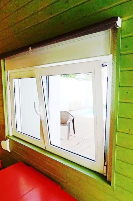 Private small studio in Costa de Caparica Apartment in Costa da Caparica