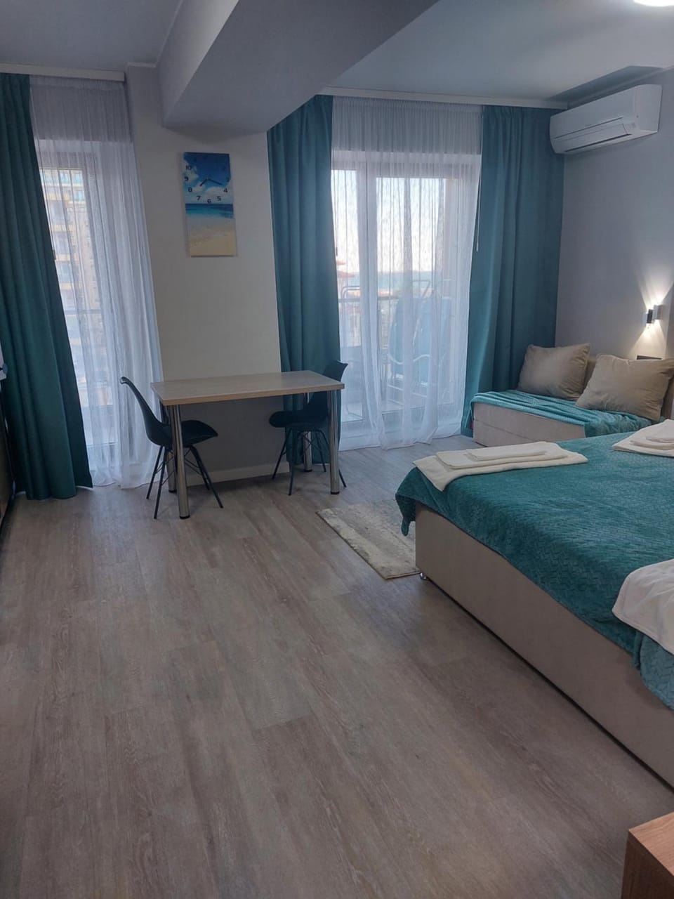 Bed, Photo of the whole room, Bedroom, hair dresser