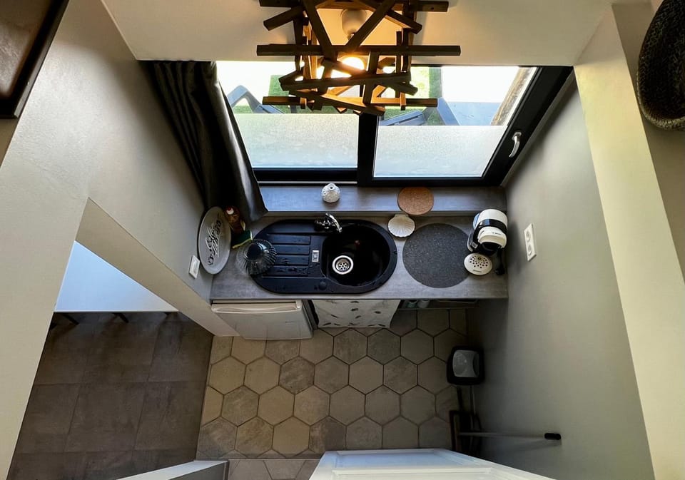 Kitchen or kitchenette, Photo of the whole room