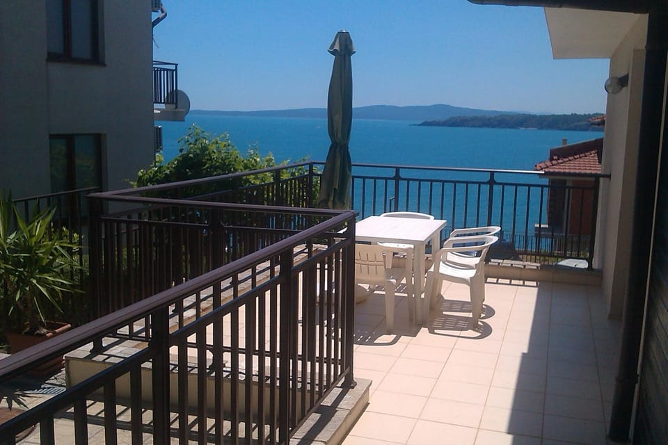 Patio, Balcony/Terrace, Seating area, Sea view