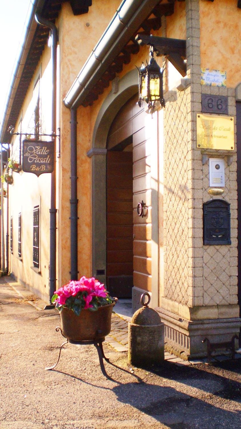 Property building, Facade/entrance