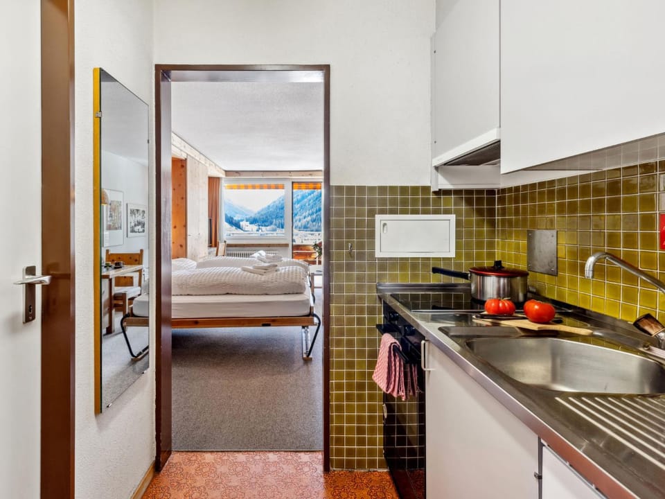 Kitchen or kitchenette