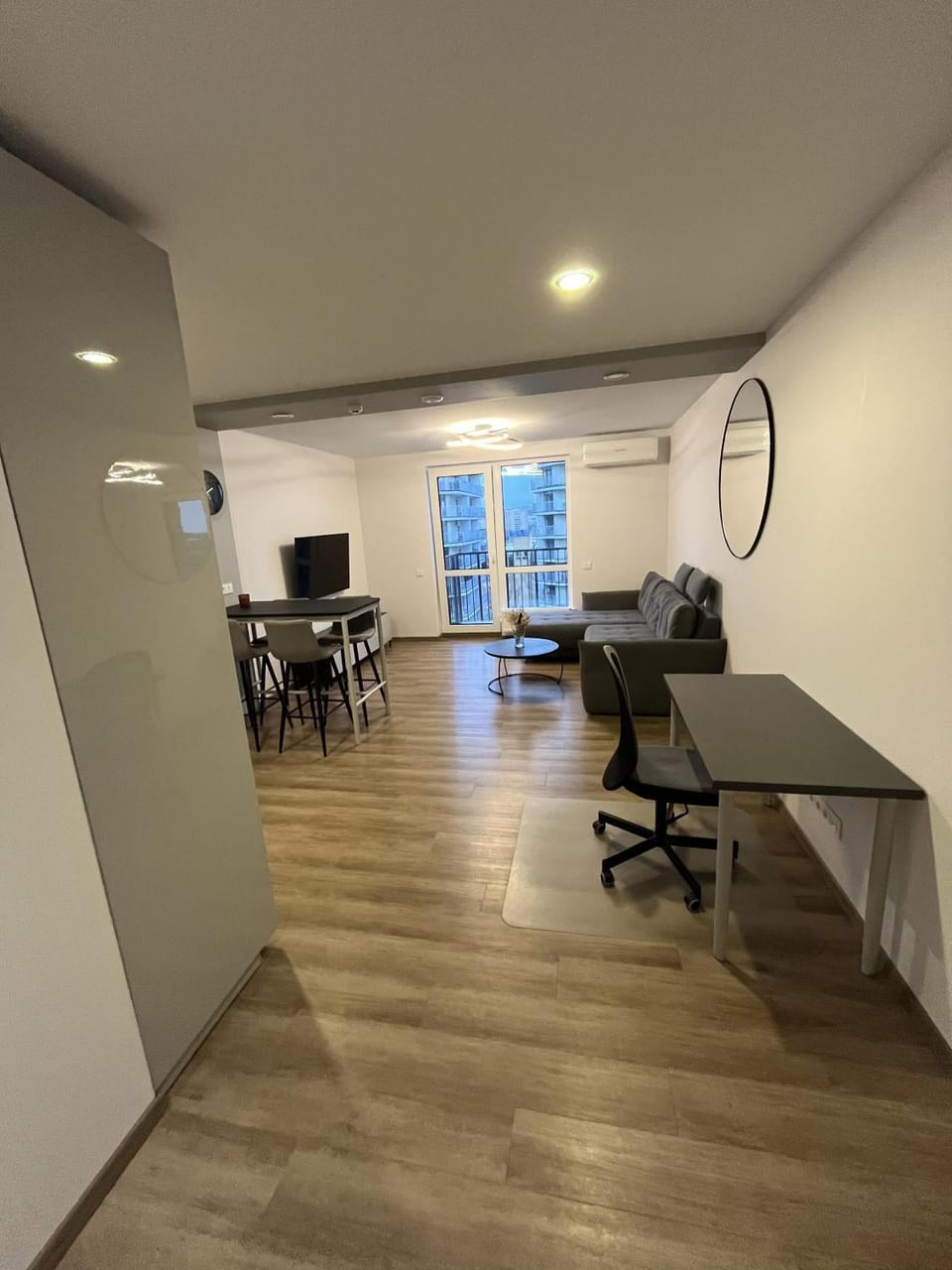 Photo of the whole room