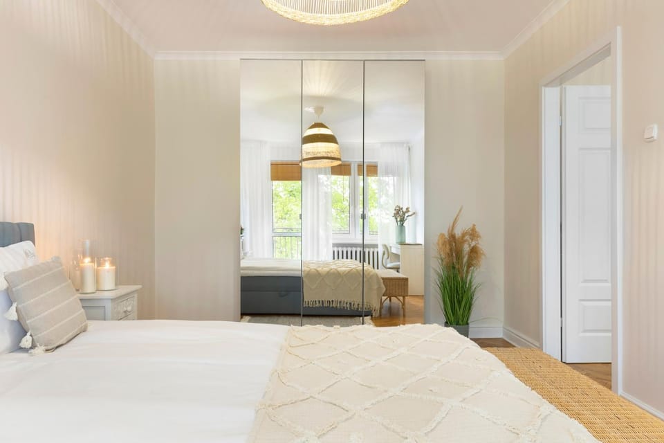 Bed, Bedroom, wardrobe