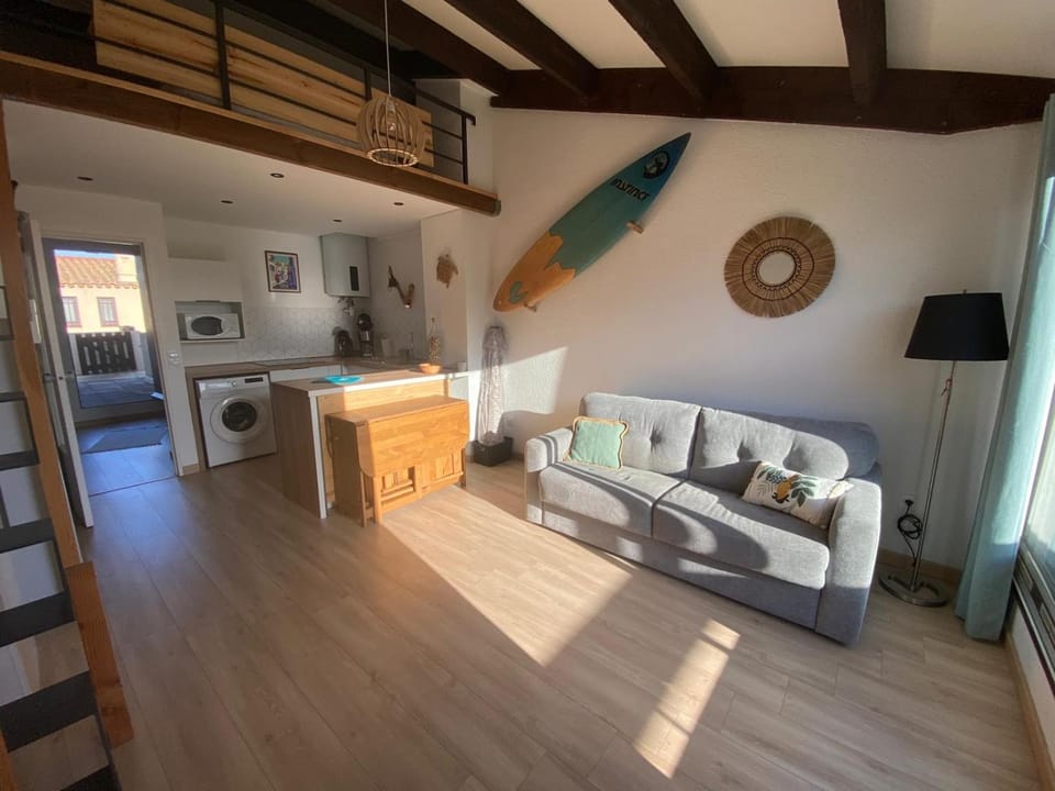 Grand studio entre le golf et la plage à 800m Apartment in Saint-Cyprien