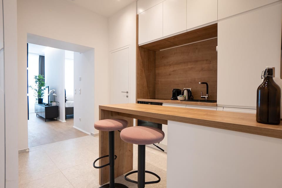 Coffee/tea facilities, Kitchen or kitchenette, minibar