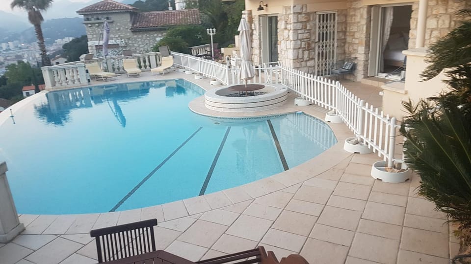 Property building, Swimming pool
