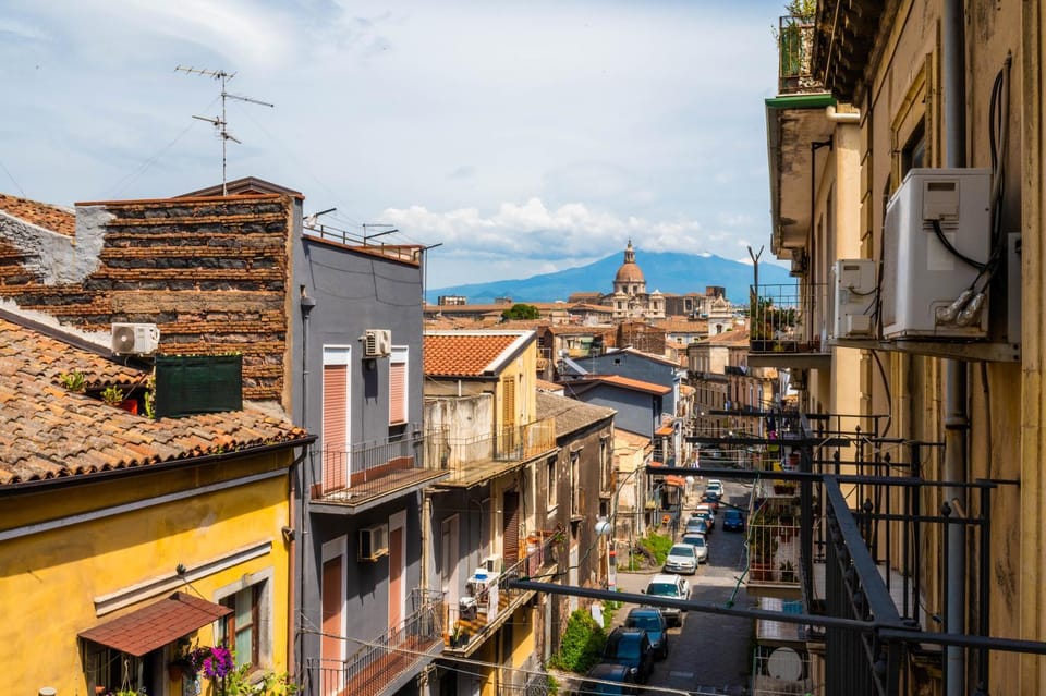 Neighbourhood, Natural landscape, City view, Mountain view, Street view