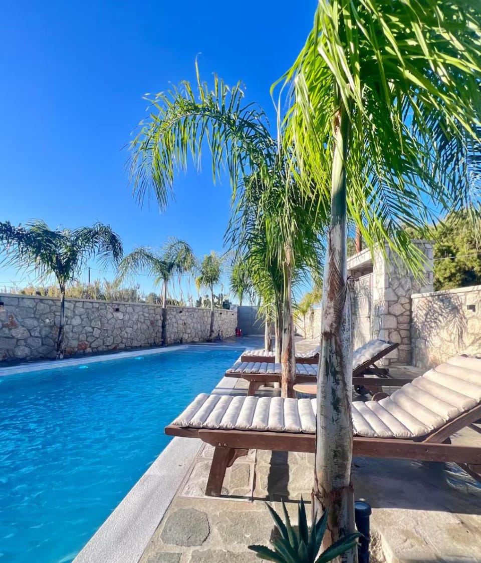 ODYSSEA Top View & Hot Jacuzzi Front Beach Apartment in Kremasti