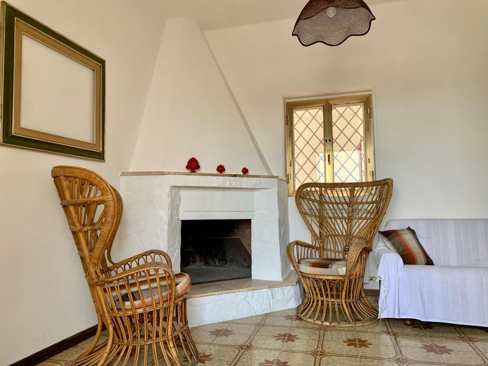 Trulli Violetta - Casa di Campagna in Valle d'Itria Bed and Breakfast in Province of Taranto
