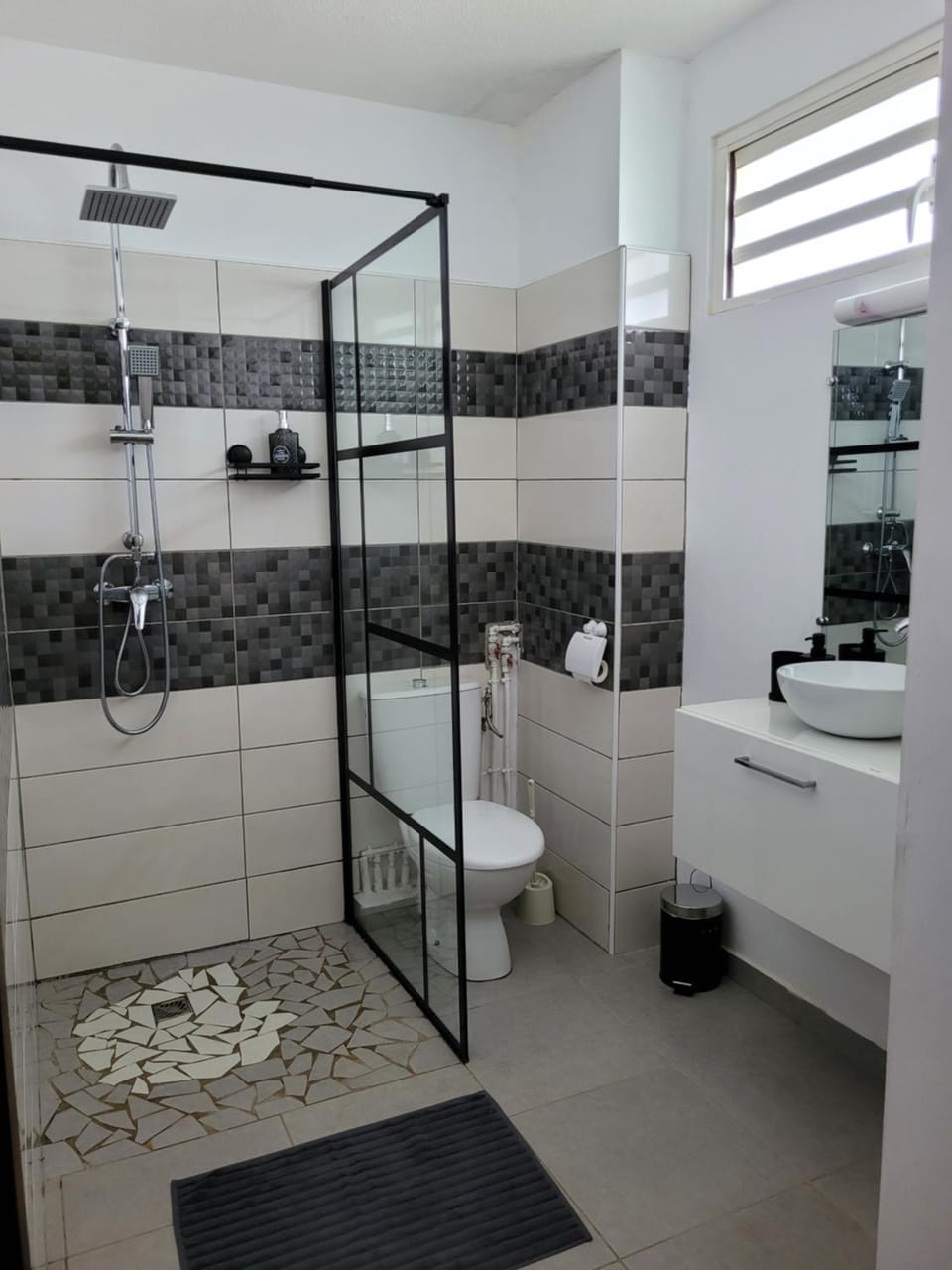Ibis Studio Apartment in Cayenne