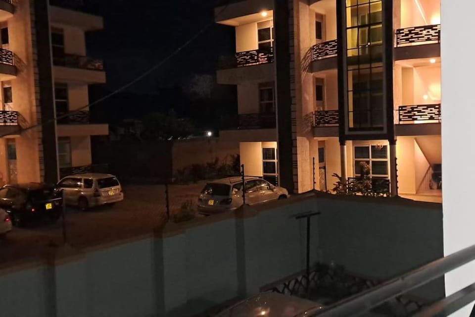 Night, Neighbourhood