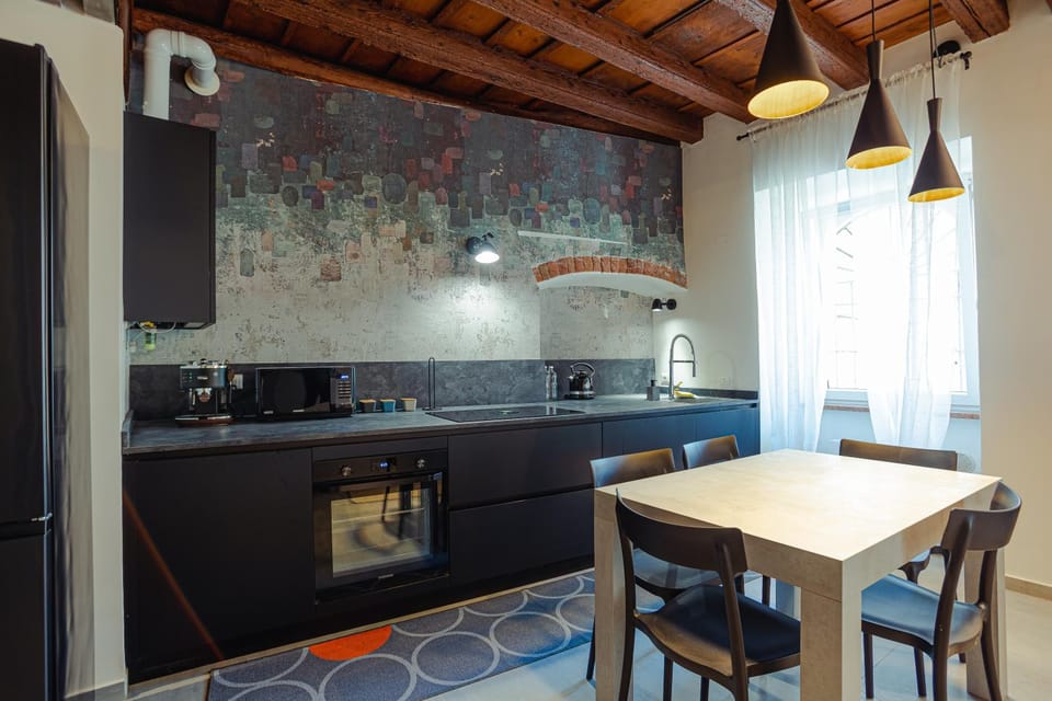 Kitchen or kitchenette, Living room, Seating area, Dining area, minibar, pet friendly, stove