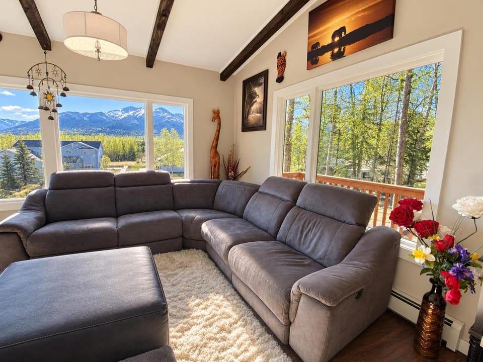 Natural landscape, Living room, Seating area