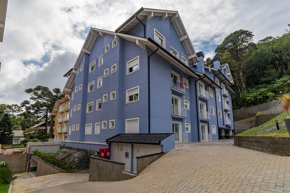 Rosa Edifício Reservas das Orquídeas House in Gramado