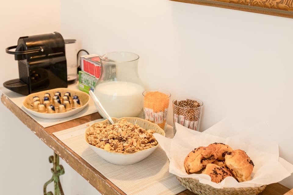 Dining area, Breakfast, Continental breakfast, Buffet breakfast