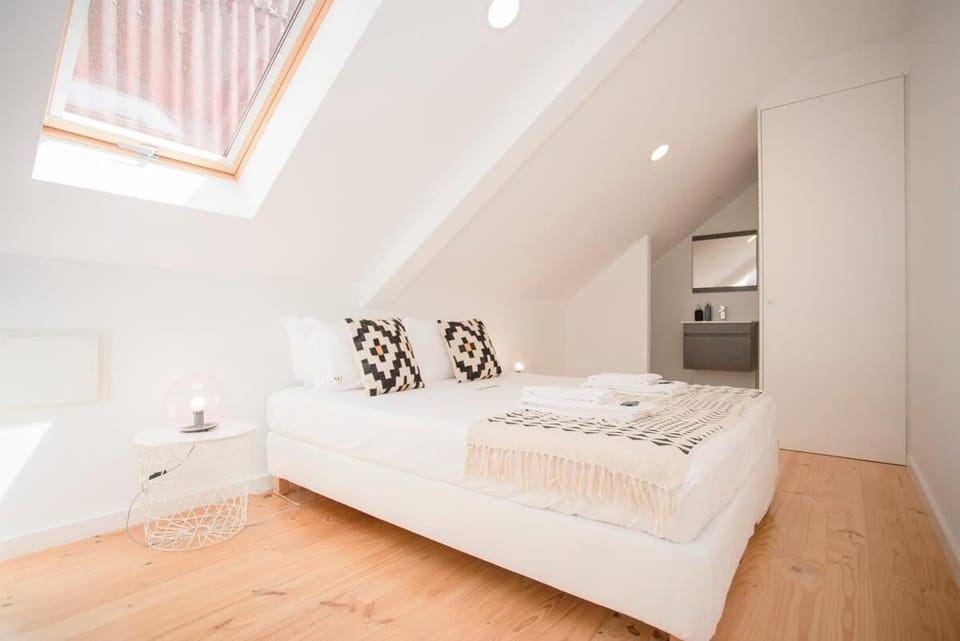 Liiiving in Porto - Secret Grove Mezzanine Apartment in Porto