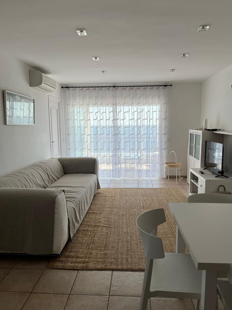 Communal lounge/ TV room, Living room, Seating area
