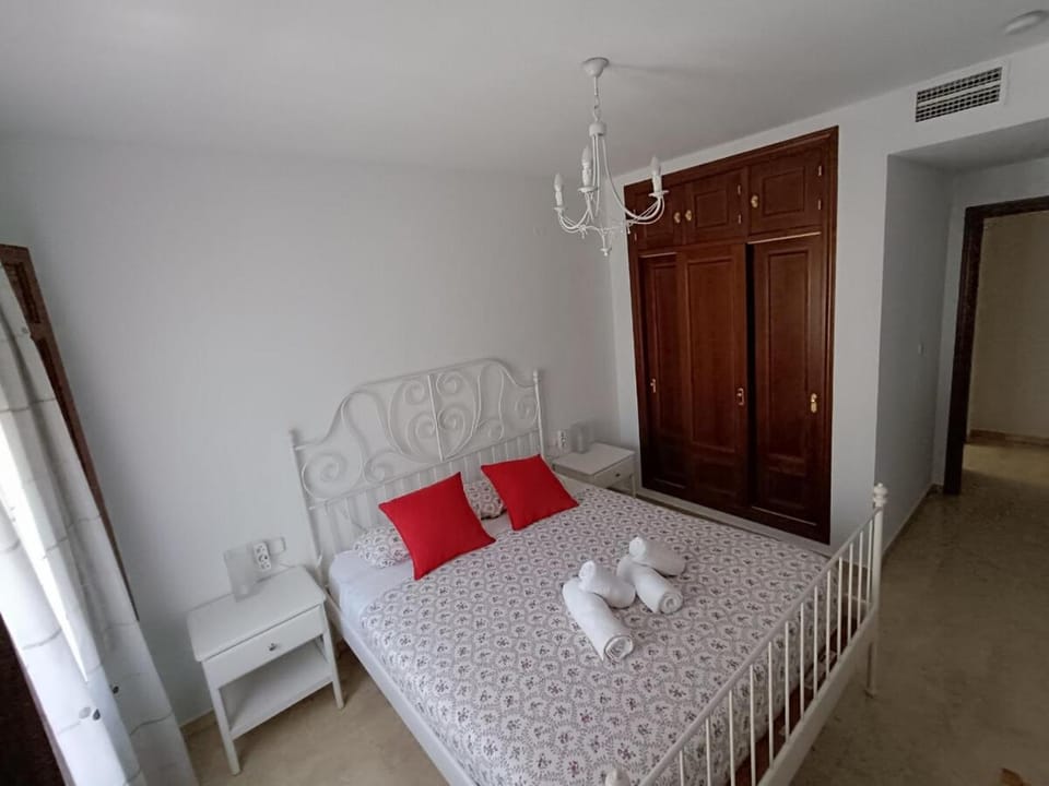 Bed, Bedroom, heating, internet, wardrobe, air conditioner