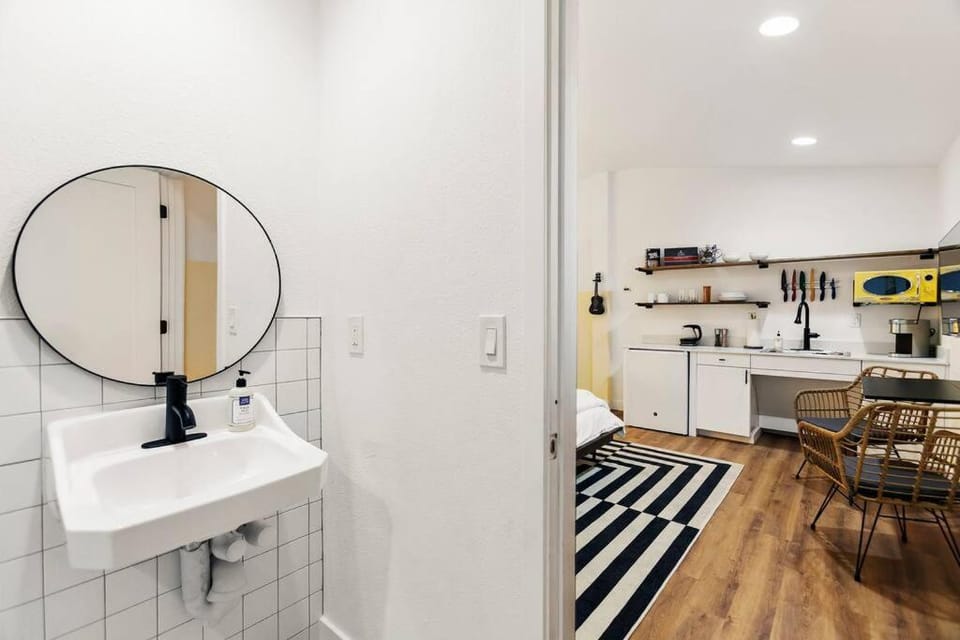 Pulemoku Studio suite.komo nui Apartment in Gilbert