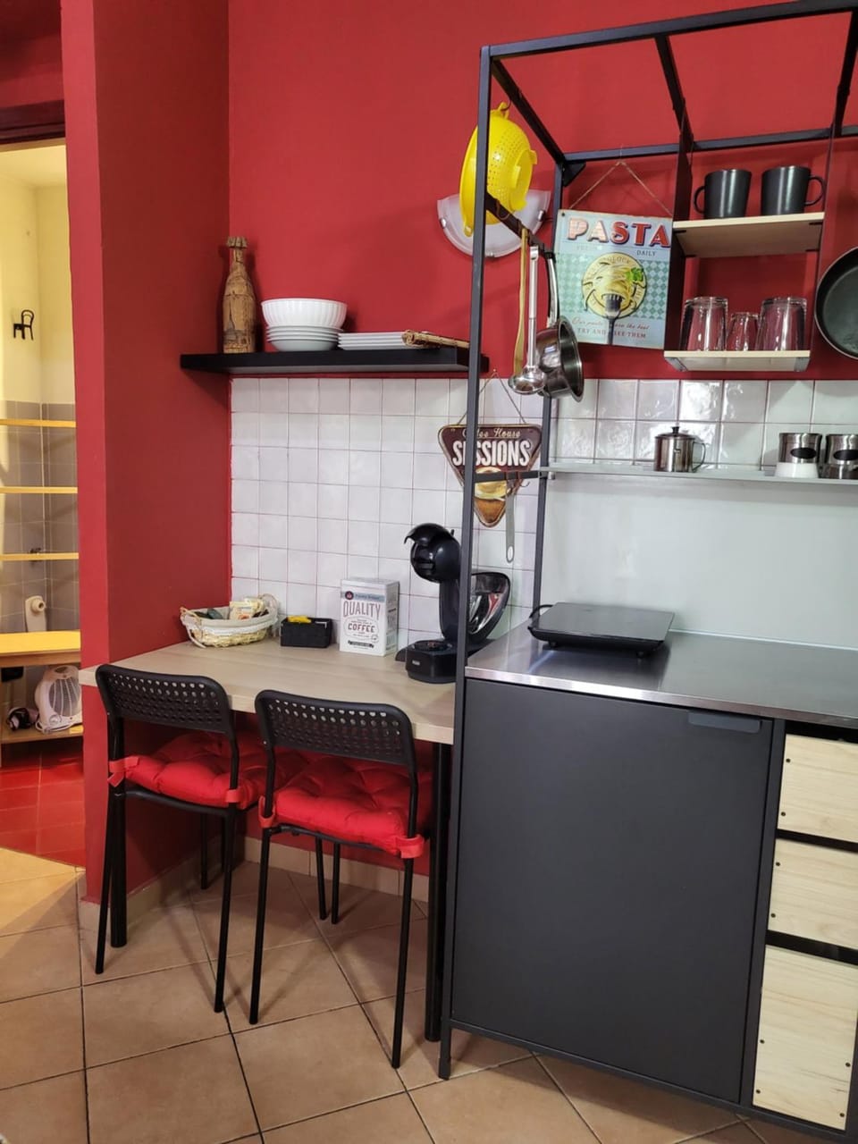 Kitchen or kitchenette