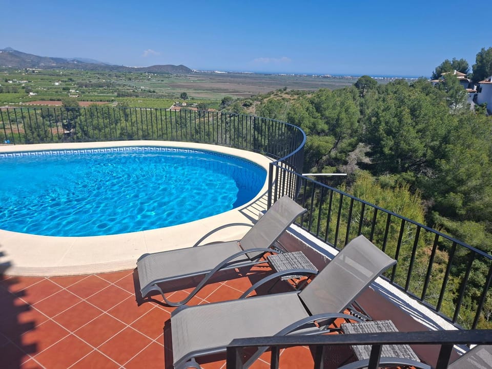 Maison avec logement indépendant, piscine privée et vue mer House in Marina Alta