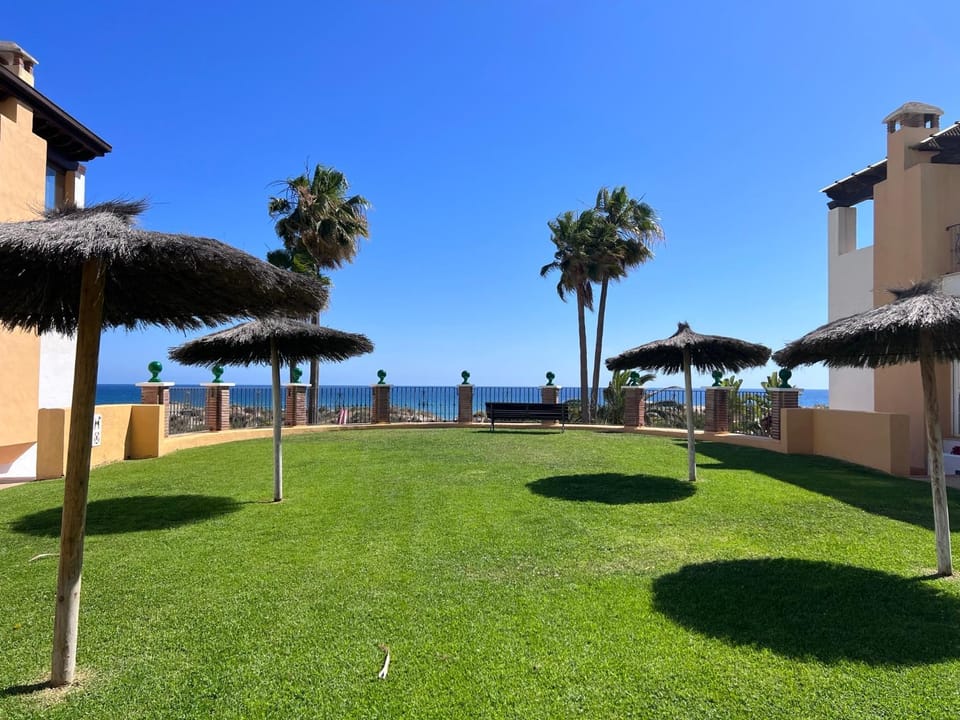 Garden, Sea view