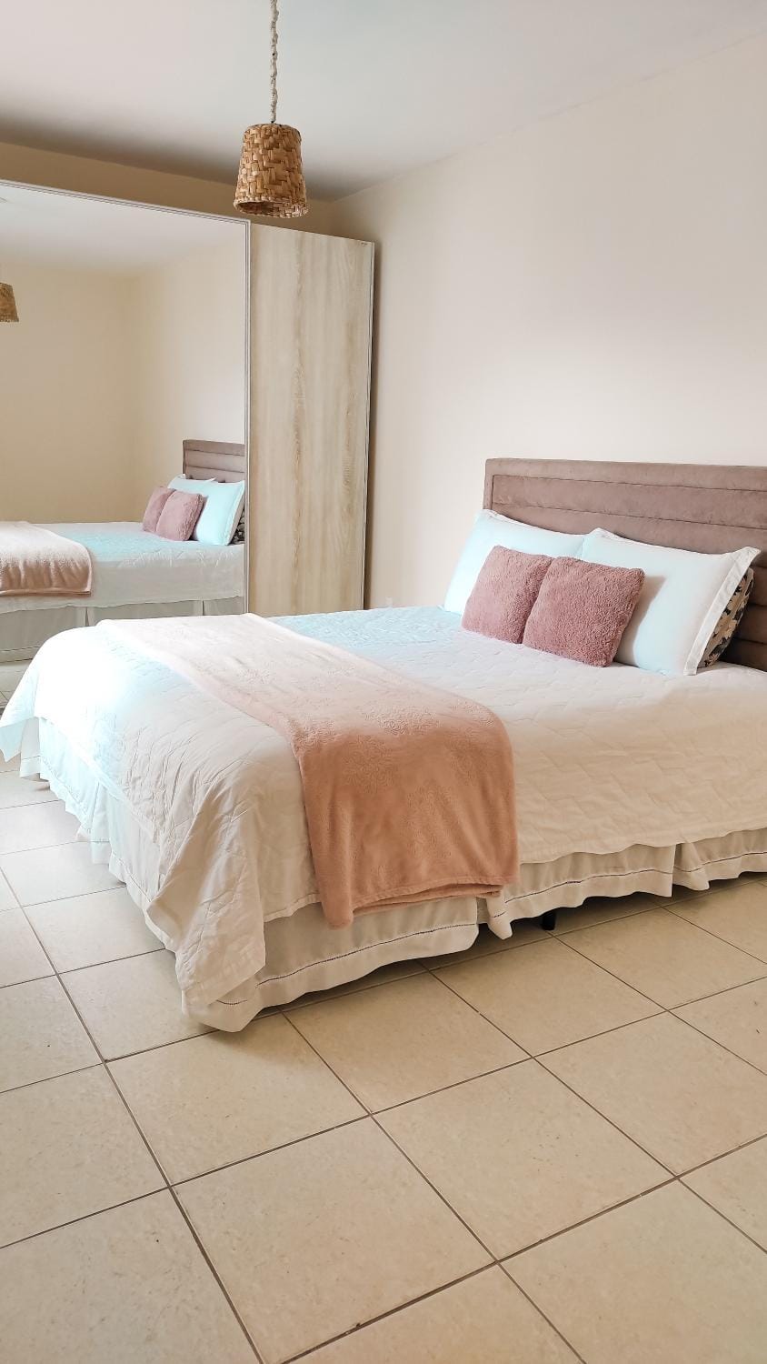 Suítes na Brava - apenas mulheres Vacation rental in Balneário Camboriú