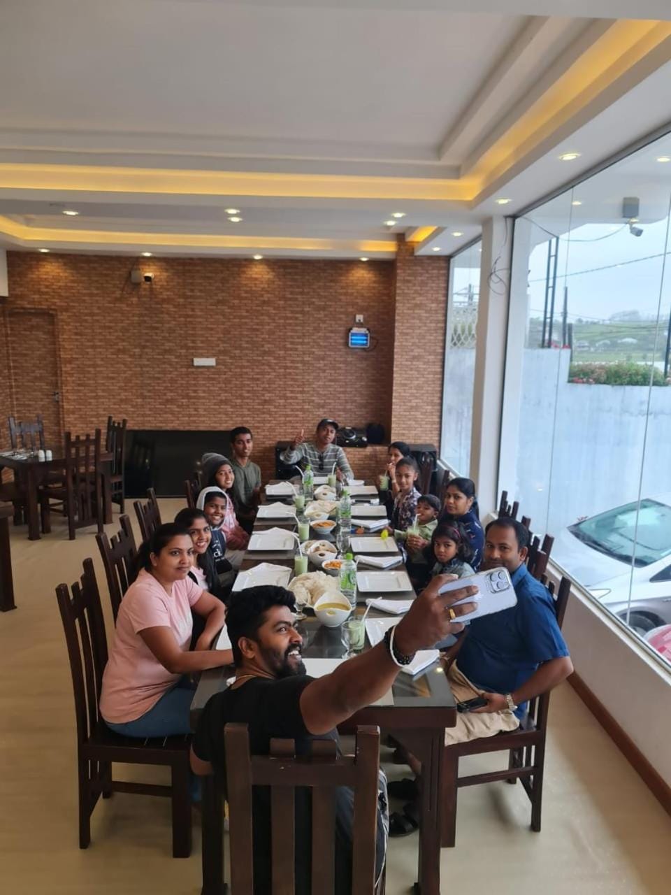 Restaurant/places to eat, Restaurant/places to eat, Food and drinks, Breakfast