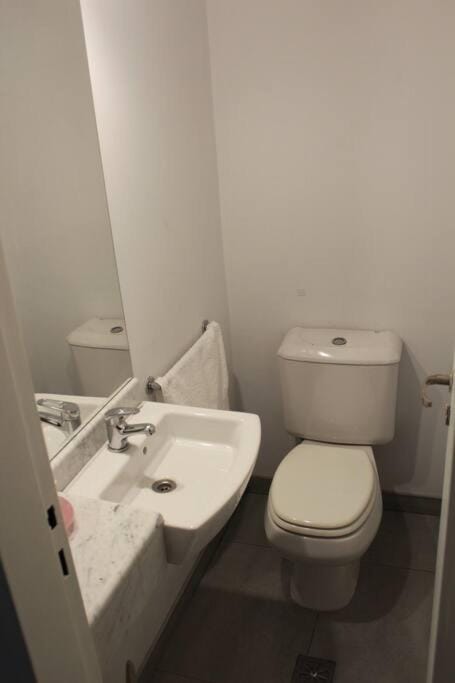 Departamento Peatonal Sarmiento Apartment in Mendoza