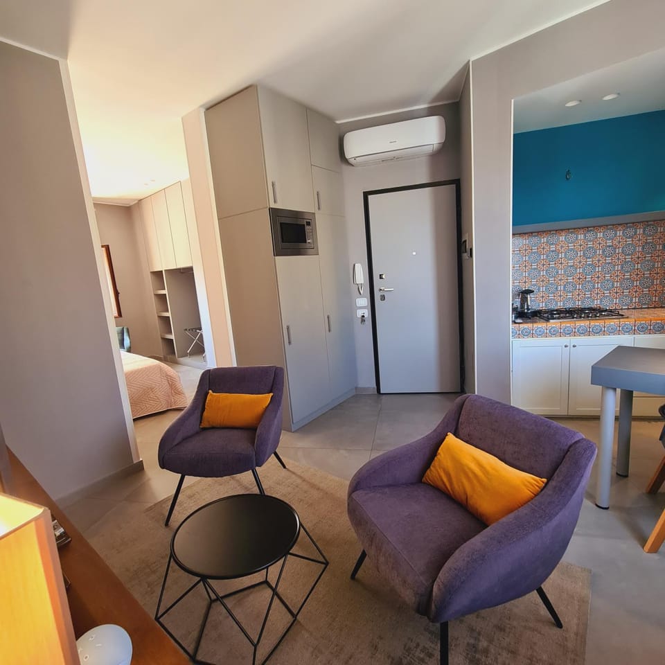 TV and multimedia, Dining area, air conditioner