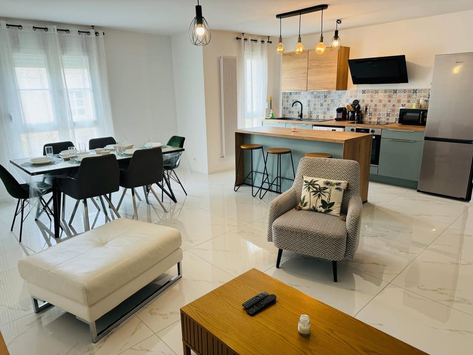 Communal lounge/ TV room, Living room, Lounge or bar, Banquet/Function facilities