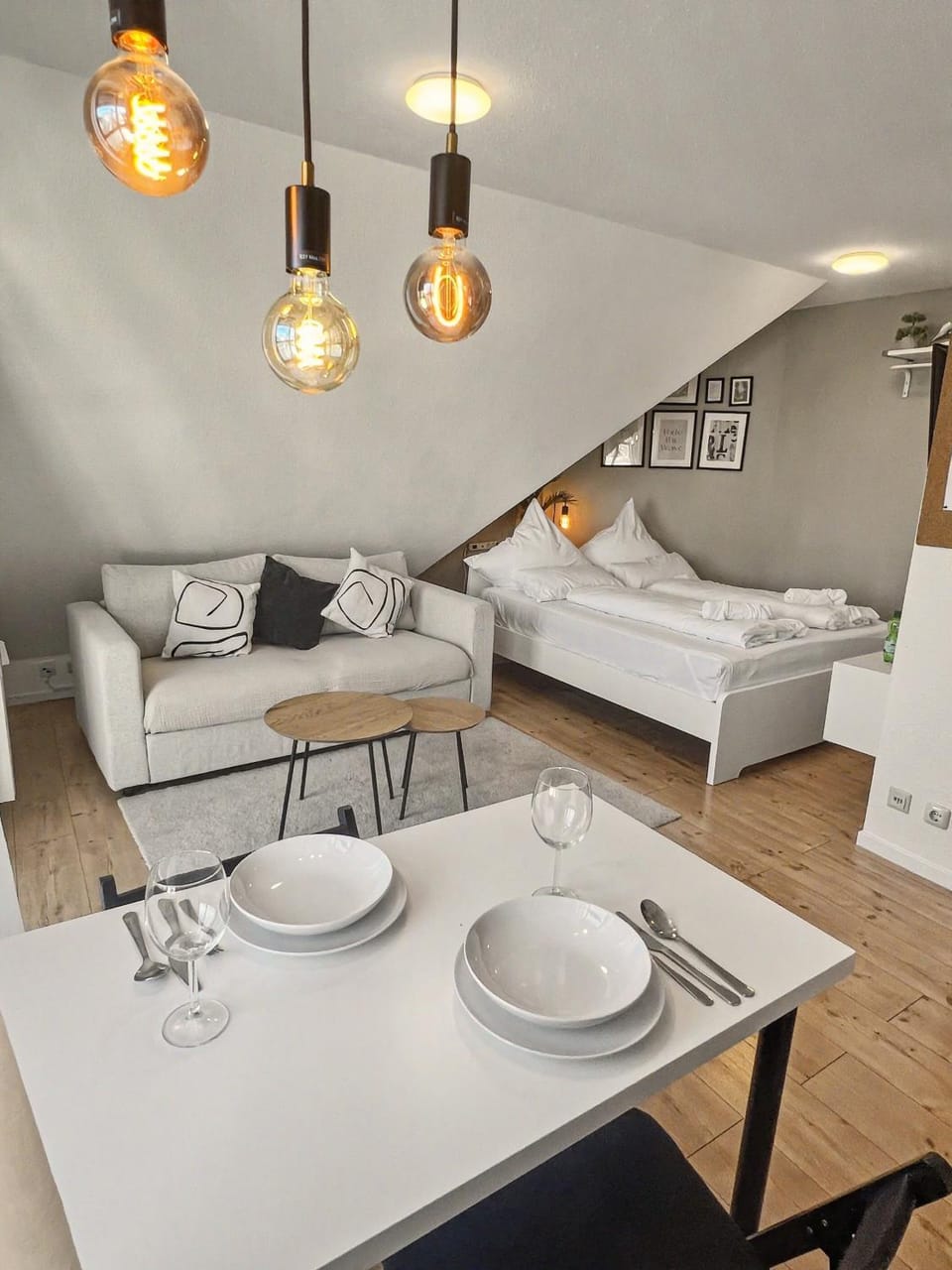Living room, Photo of the whole room, Dining area, Bedroom