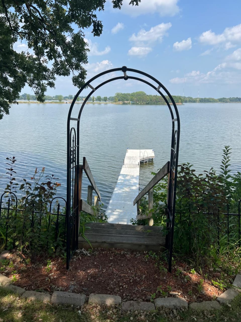Nearby landmark, Day, Natural landscape, Summer, Fishing, Fishing, Lake view