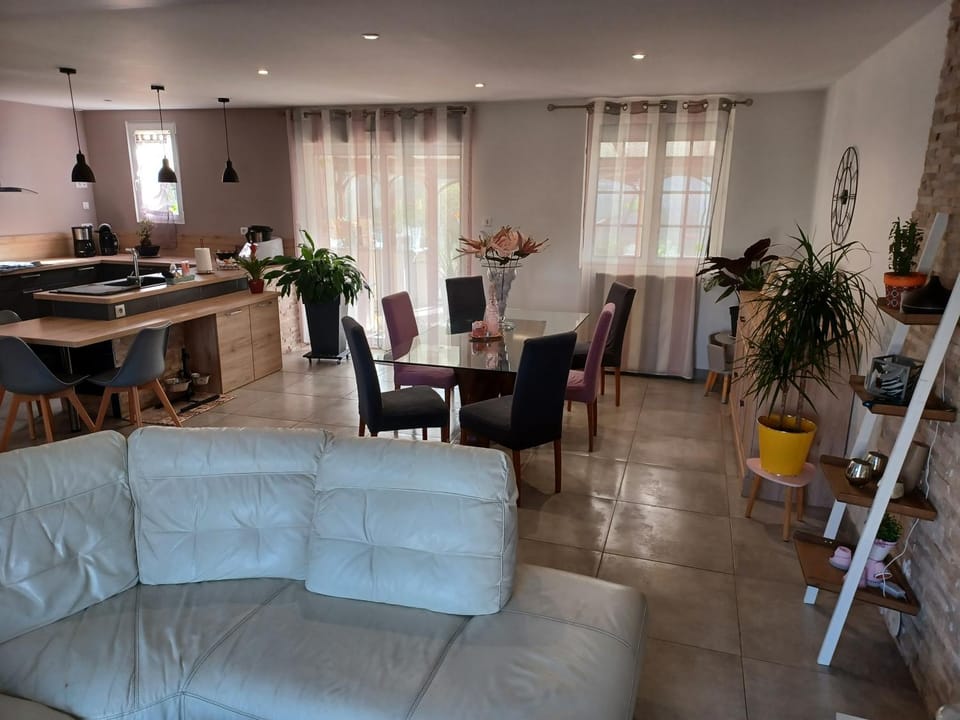 Maison Vacation rental in Centre-Val de Loire