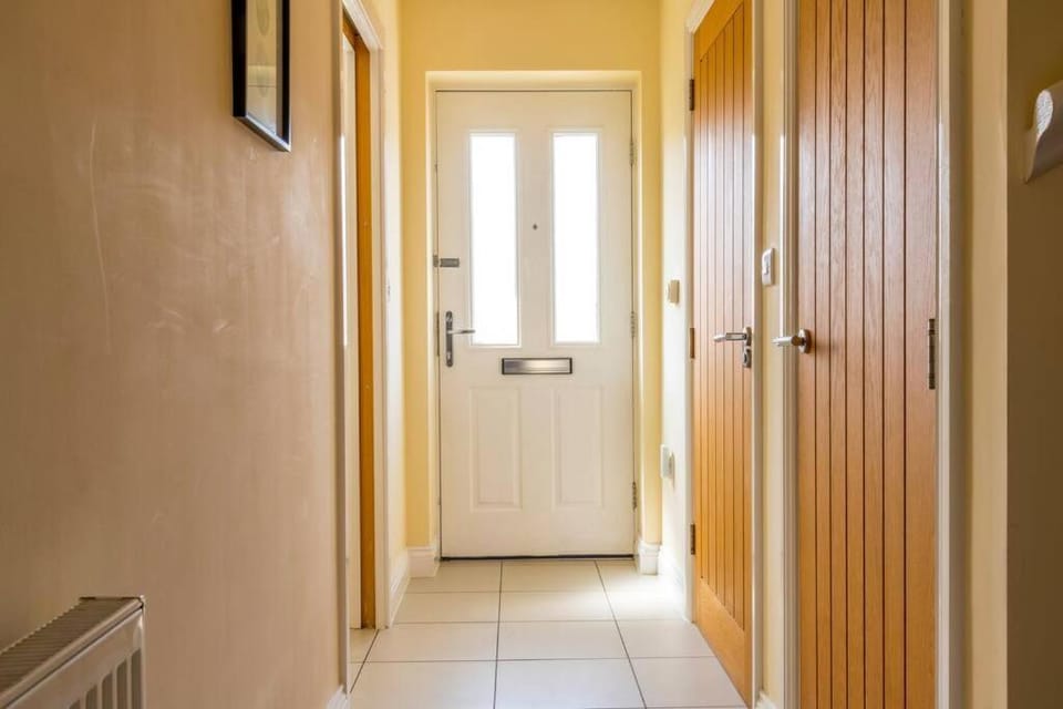 Luxury 3 Bed house, 8 people, with street parking! House in Bristol