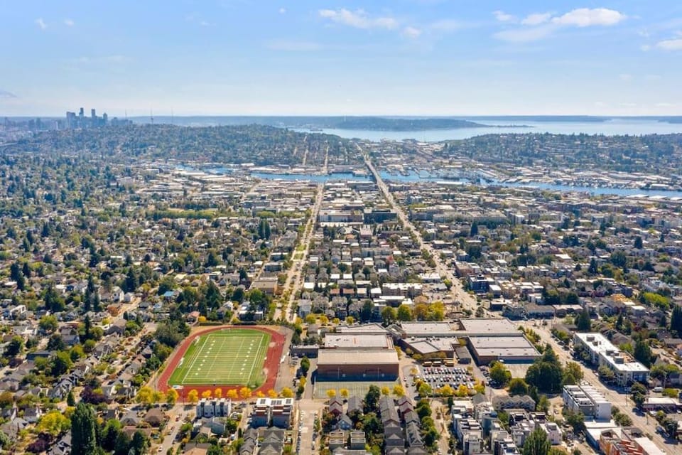 Isla's sweet suite - Micro Studio - 91Walkscore Apartment in Ballard