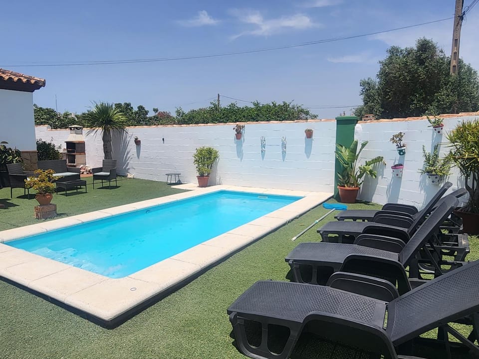 Property building, Swimming pool