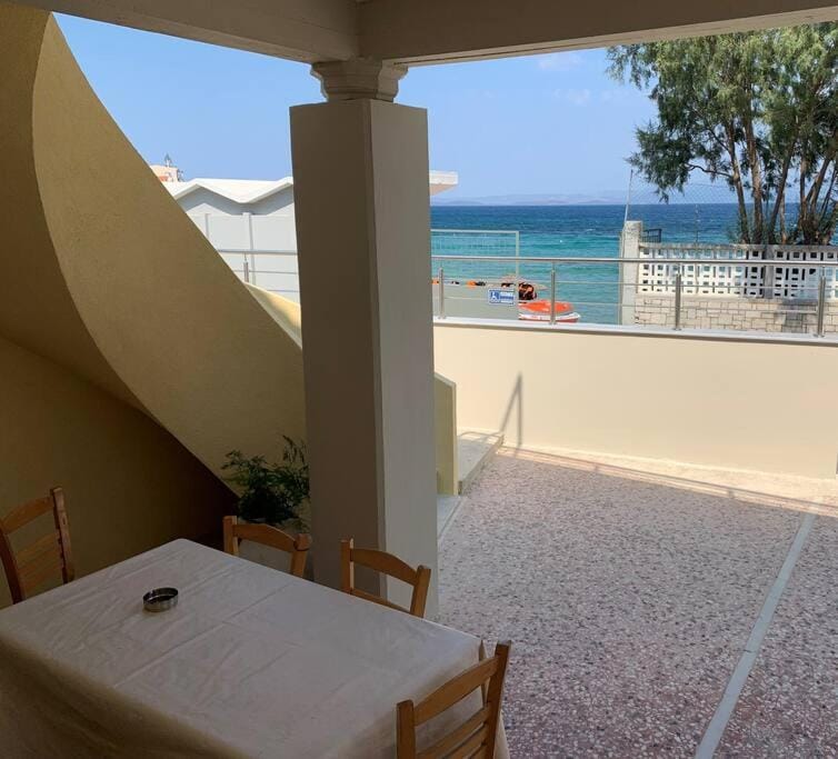 Patio, Balcony/Terrace, Seating area, Dining area, Sea view