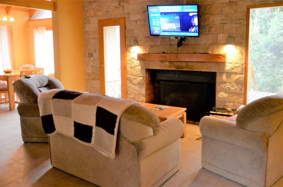 Communal lounge/ TV room, flat iron