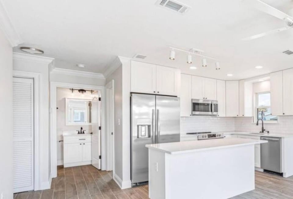 Sea La Vie Villa in Sunnyside
