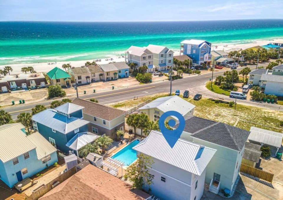 Sea La Vie Villa in Sunnyside