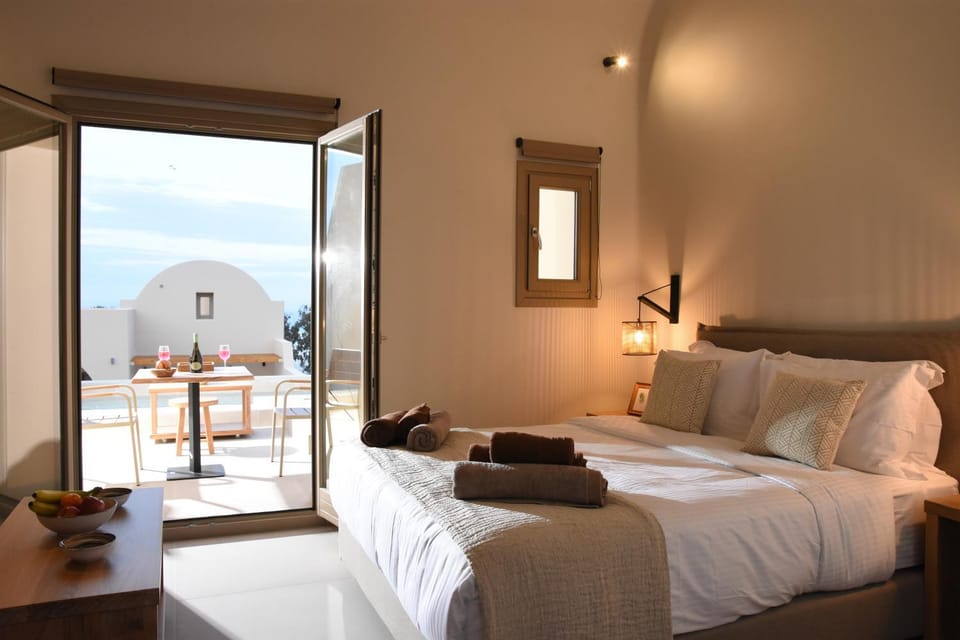 Bed, View (from property/room), Bedroom