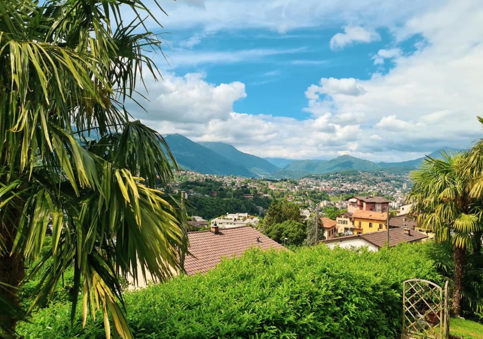Nearby landmark, Spring, Day, Natural landscape, Mountain view